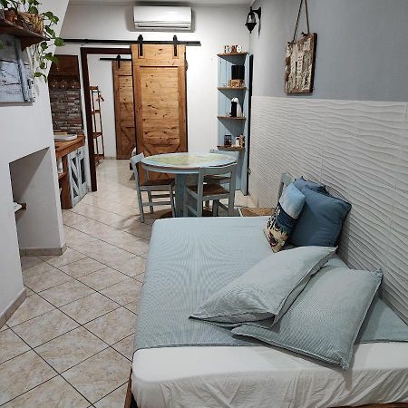 La Casetta Nel Centro Cagliari Luaran gambar