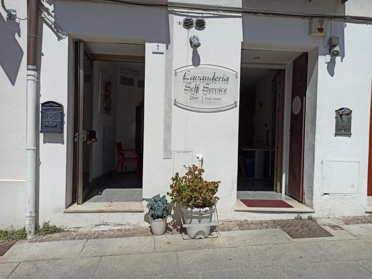 La Casetta Nel Centro Cagliari Luaran gambar